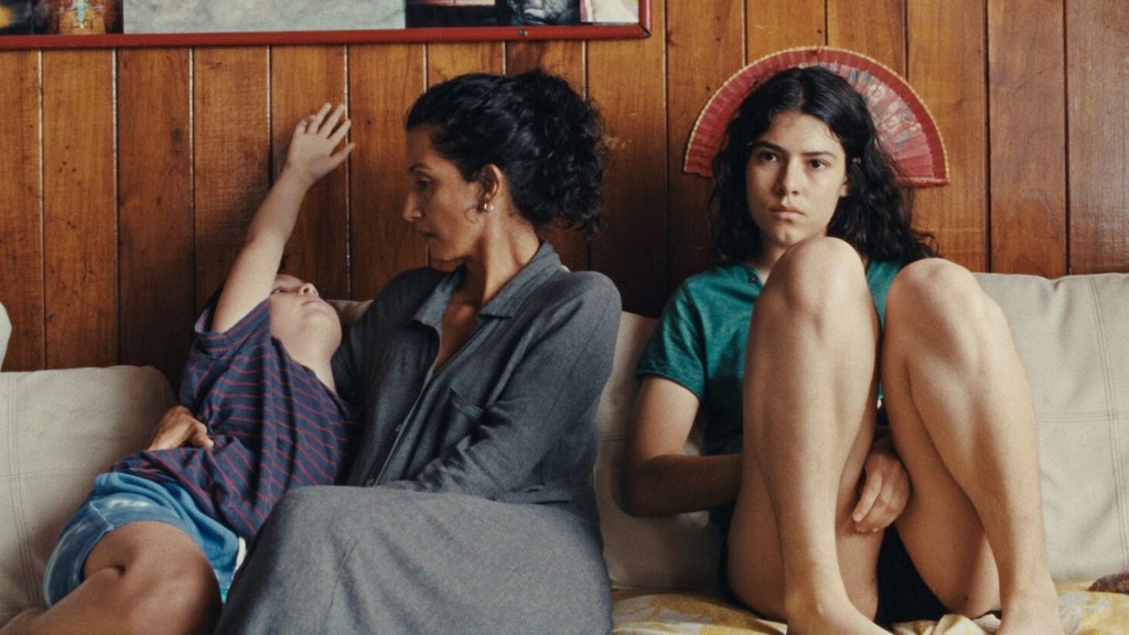 Filmrecensie: Tengo sueños eléctricos - Intiem vader-dochterdrama