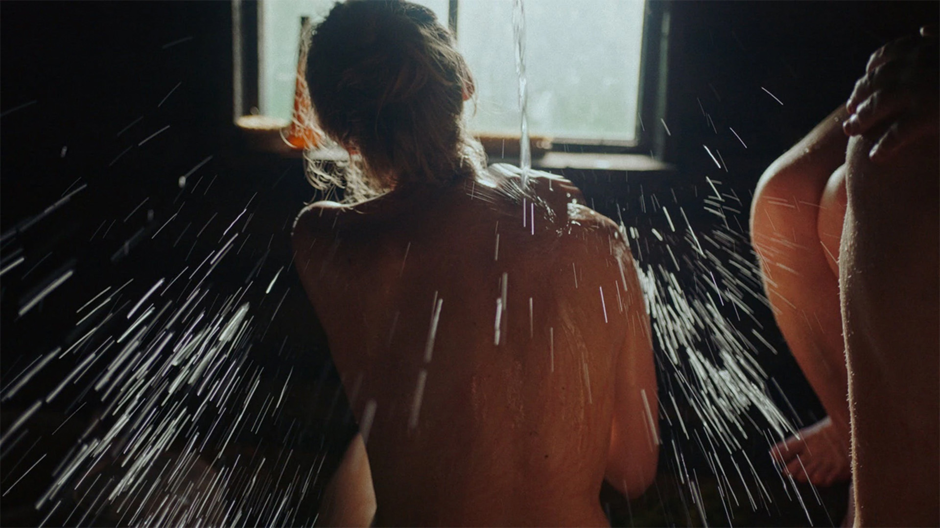 Filmreview: Smoke Sauna Sisterhood