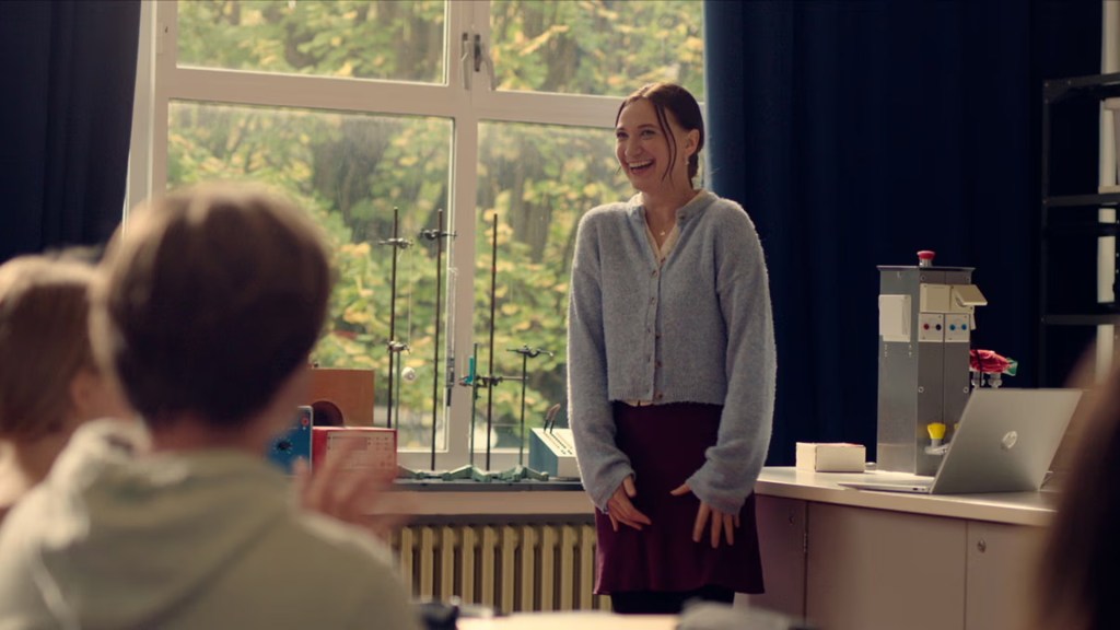 Streamz onthult poster en teaser van nieuwe serie Holy Sh!t