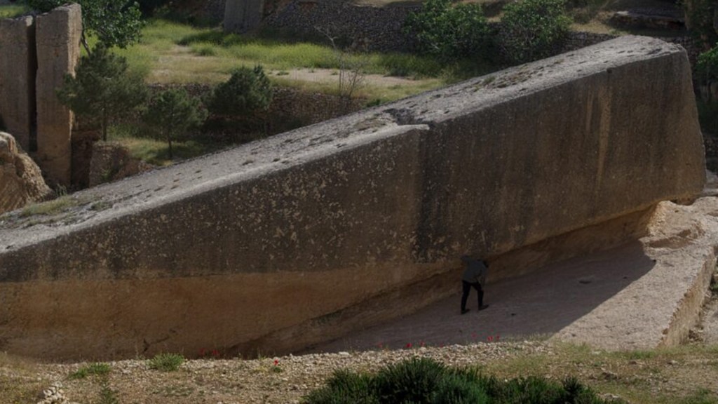 Filmrecensie: Architecton – Stilte zegt niet altijd genoeg