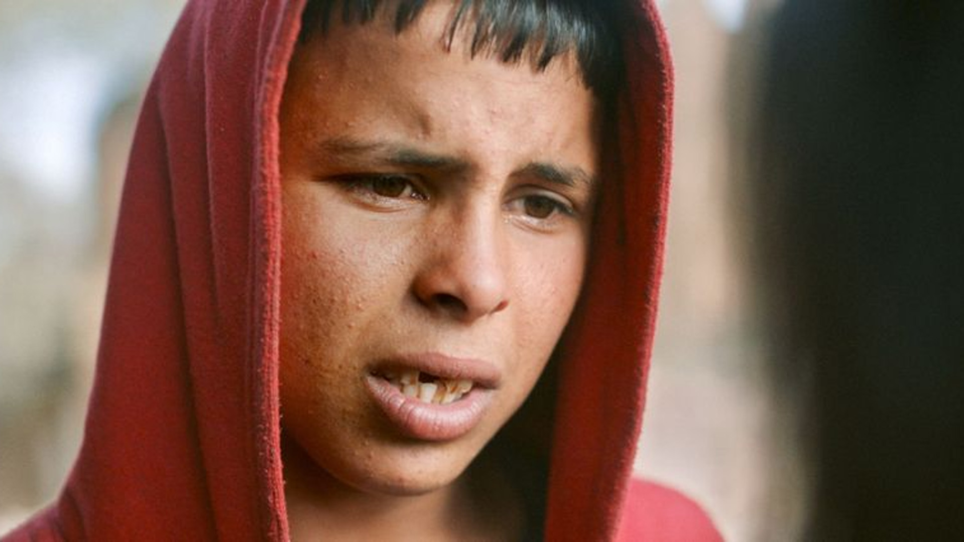 Filmrecensie: Les Enfants Rouges – Een waargebeurd drama dat je niet loslaat