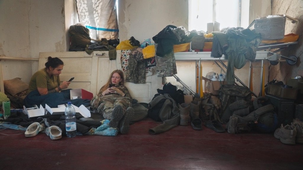 Filmrecensie: Cuba & Alaska – Tussen bommen en&nbsp;bandages