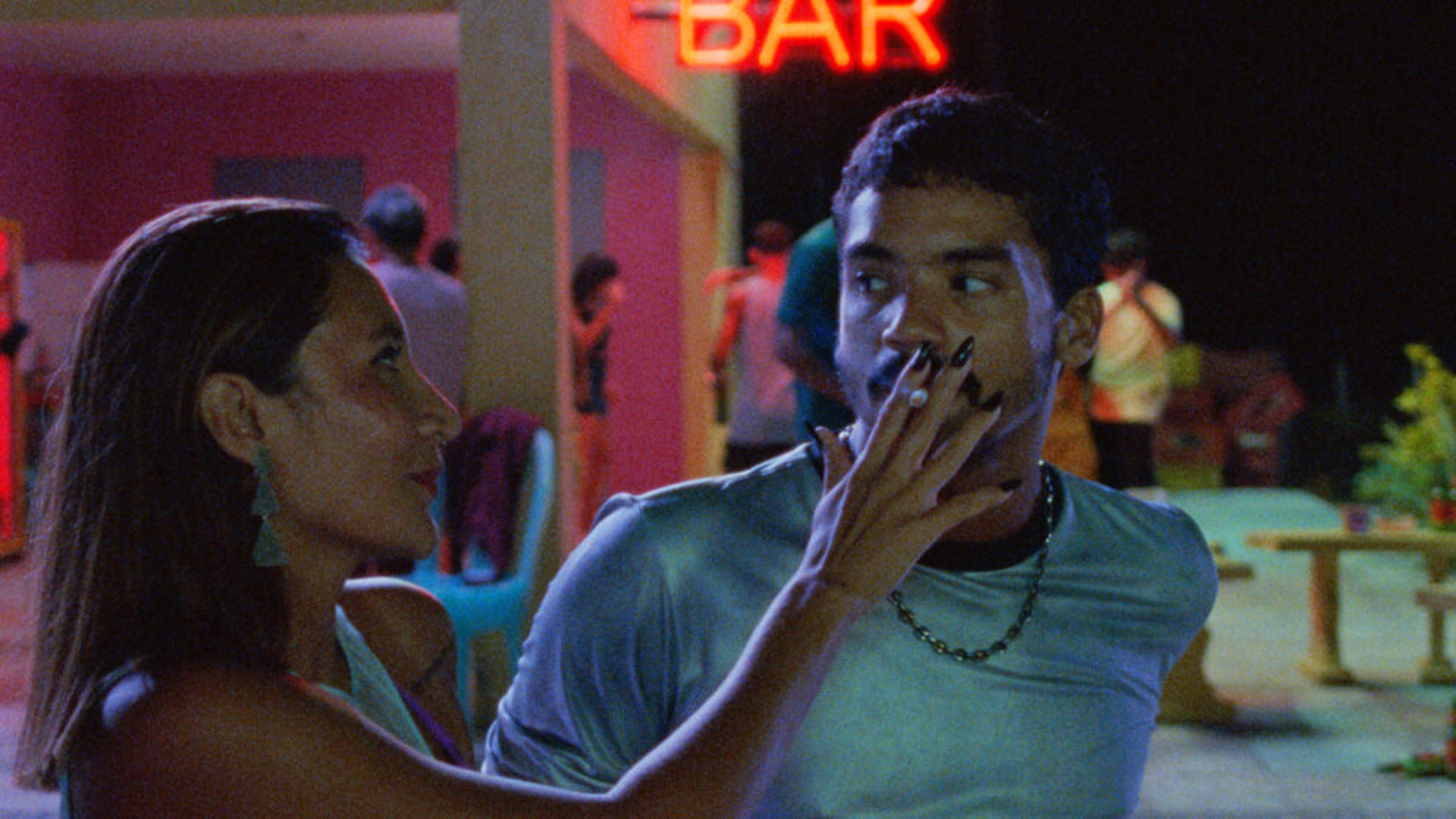 Filmrecensie: Motel Destino – Spanningen in een Braziliaans liefdesdrama