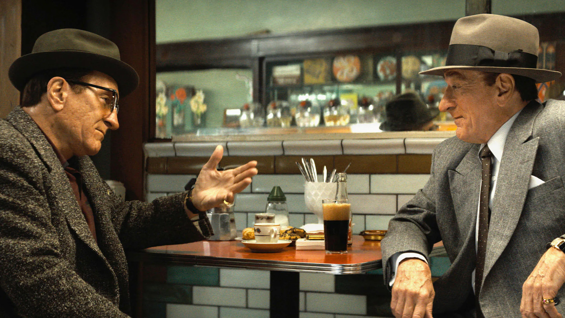 Filmrecensie: The Alto Knights – Twee keer Robert De Niro, één verhaal over macht