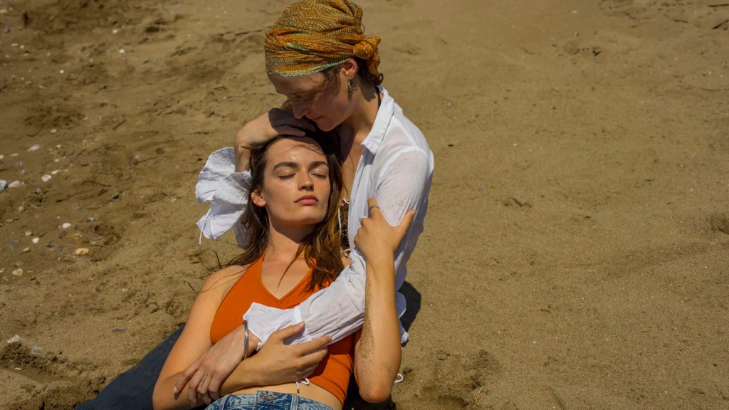 Filmrecensie: Hot Milk – Kilte onder een warme zon