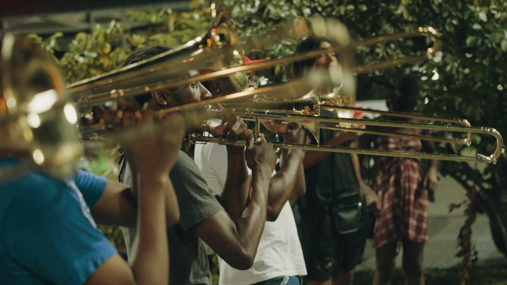 Filmrecensie: Kouté vwa – Luister naar de stemmen