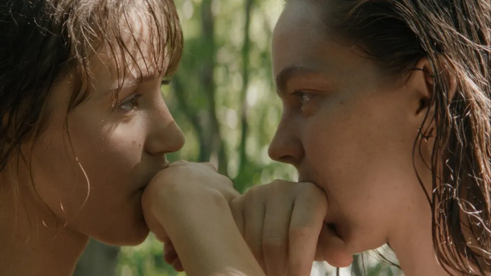 Filmrecensie: Little Trouble Girls