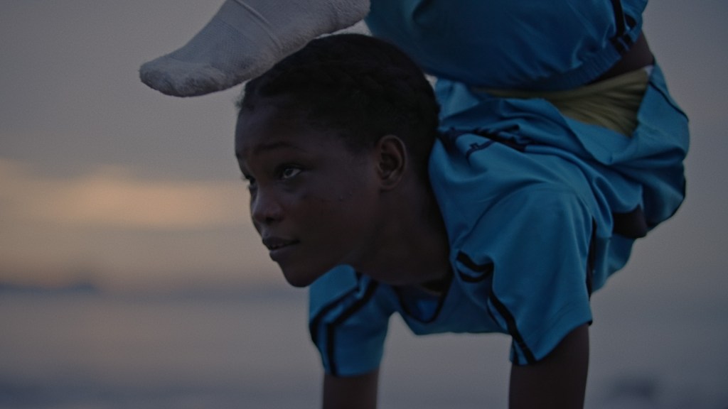 Filmrecensie: Fantastique – De lenigheid én veerkracht van&nbsp;Fanta